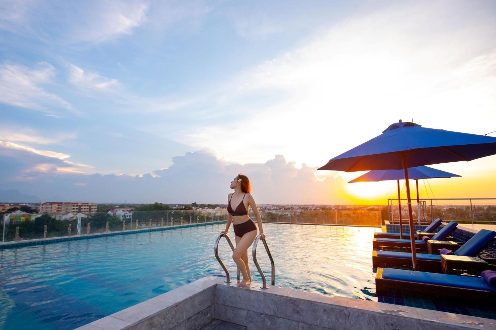 Qualia De Hotel Hoi An - Rooftop Bar City View Екстер'єр фото
