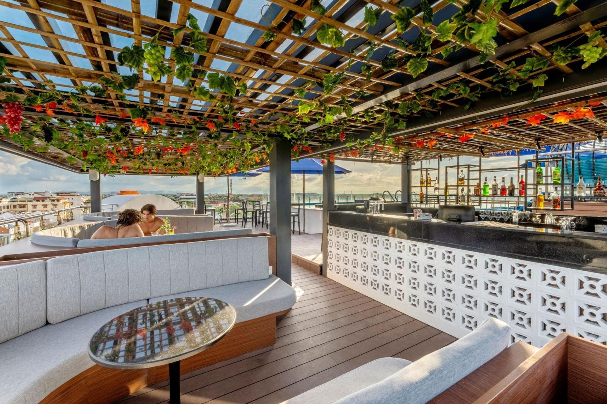 Qualia De Hotel Hoi An - Rooftop Bar City View Екстер'єр фото